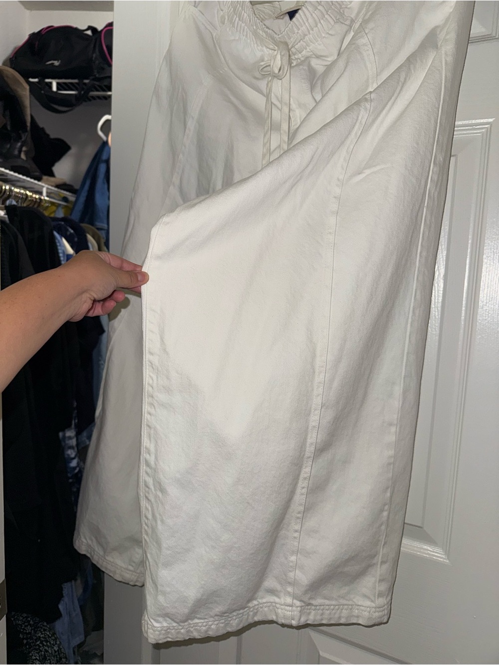 Universal Thread Extra Wide White Drawstring Jeans - Picture 3 of 4